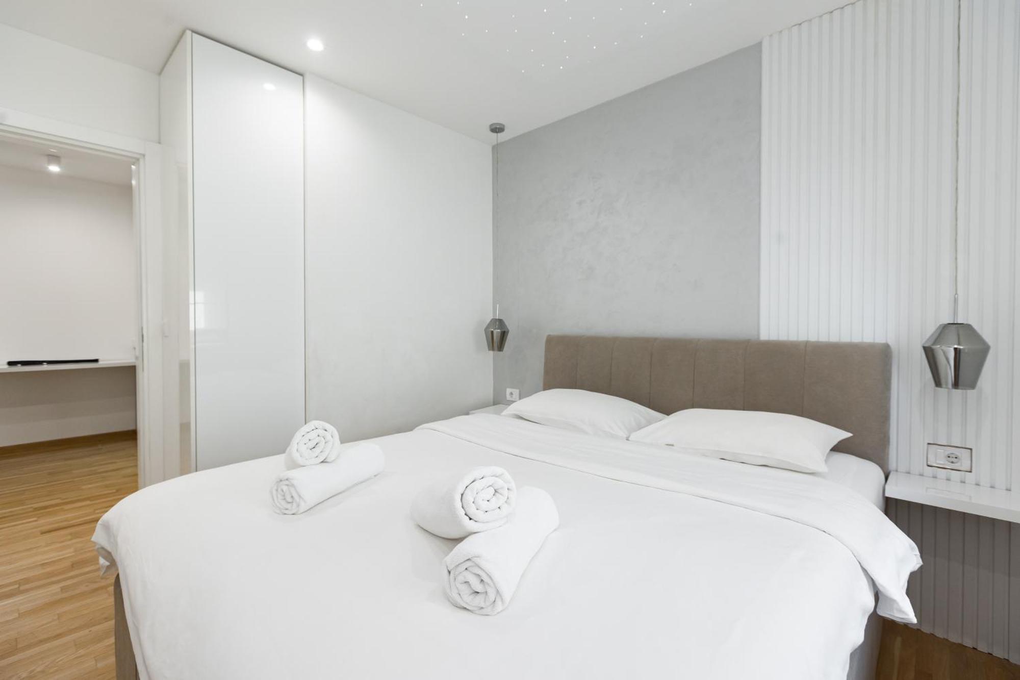 White Apartments Belgrado Esterno foto