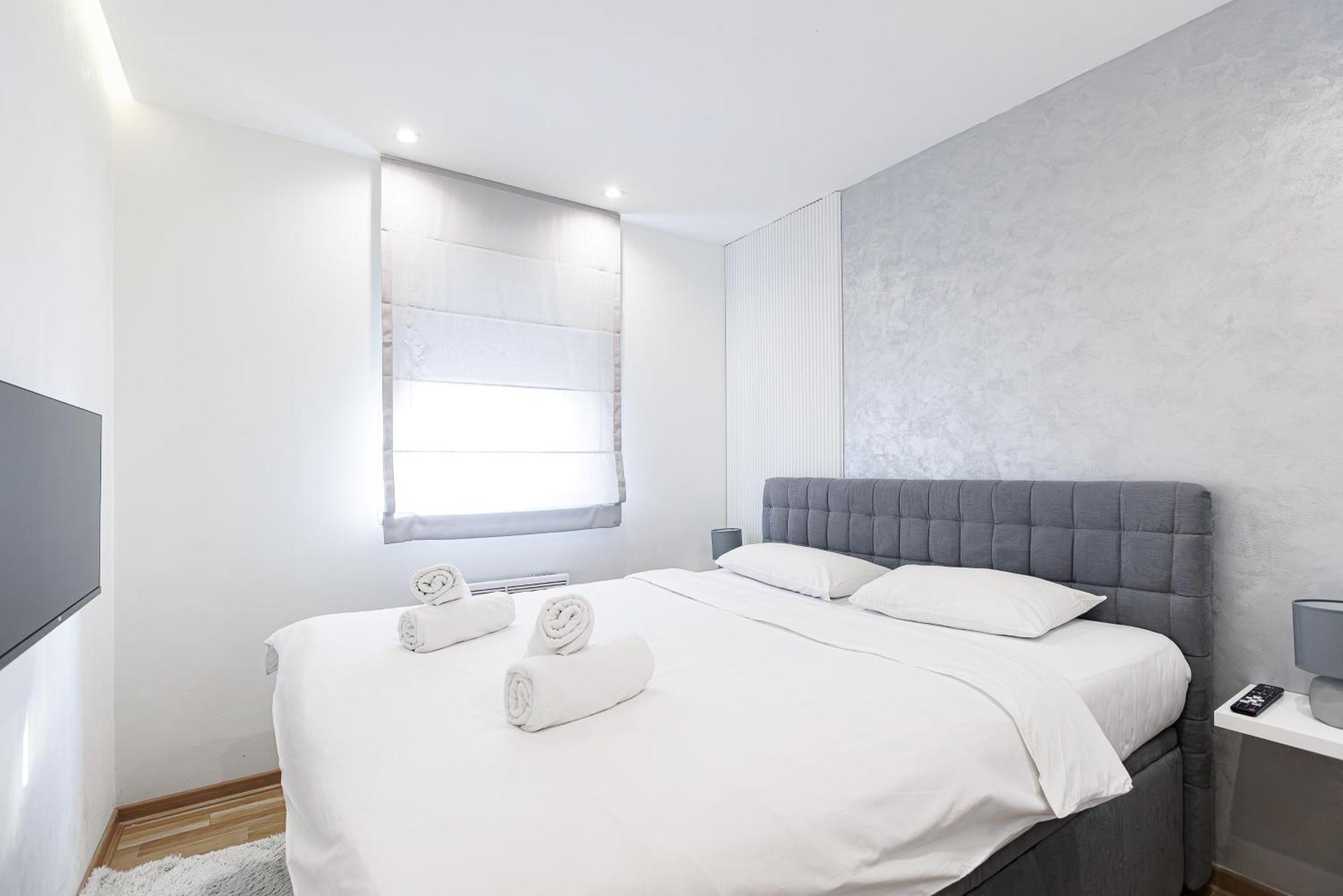 White Apartments Belgrado Esterno foto